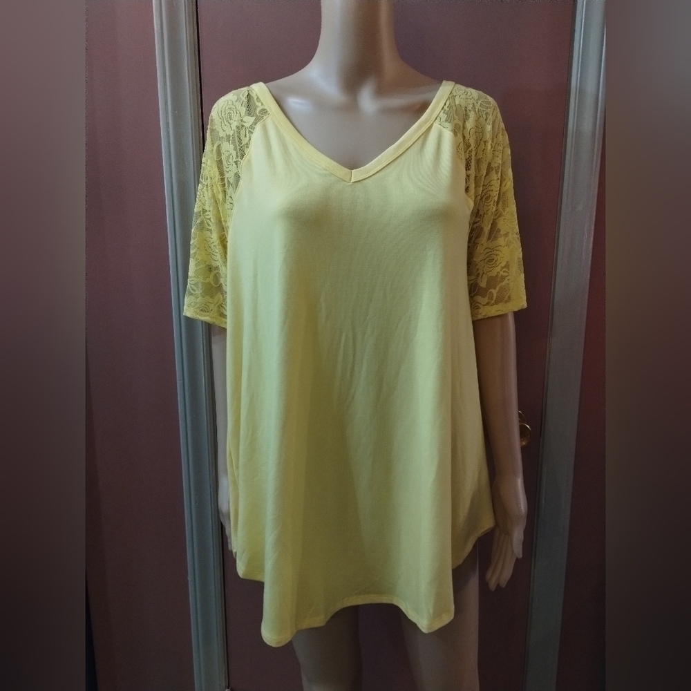 Zenna women's size 1x yellow with lace sleeves blouse shirt top